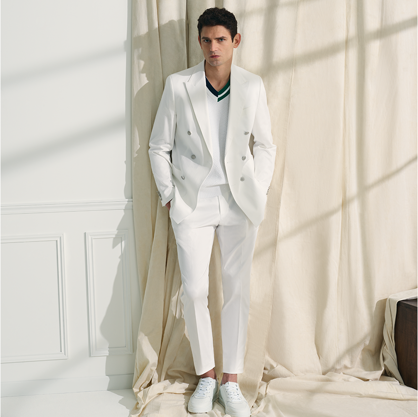 Tenue monochrome Tenue ton sur ton en blanc