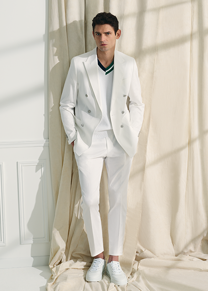 Tenue monochrome Tenue ton sur ton en blanc