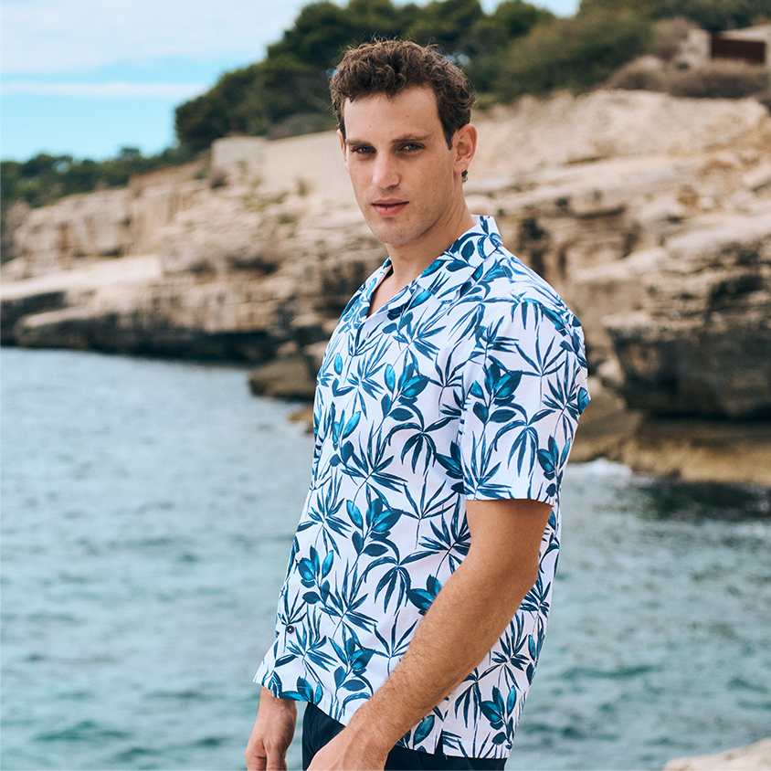 Chemises avec motifs Chemise à motifs avec impression tropicale