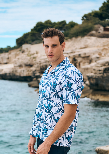 Chemises avec motifs Chemise à motifs avec impression tropicale